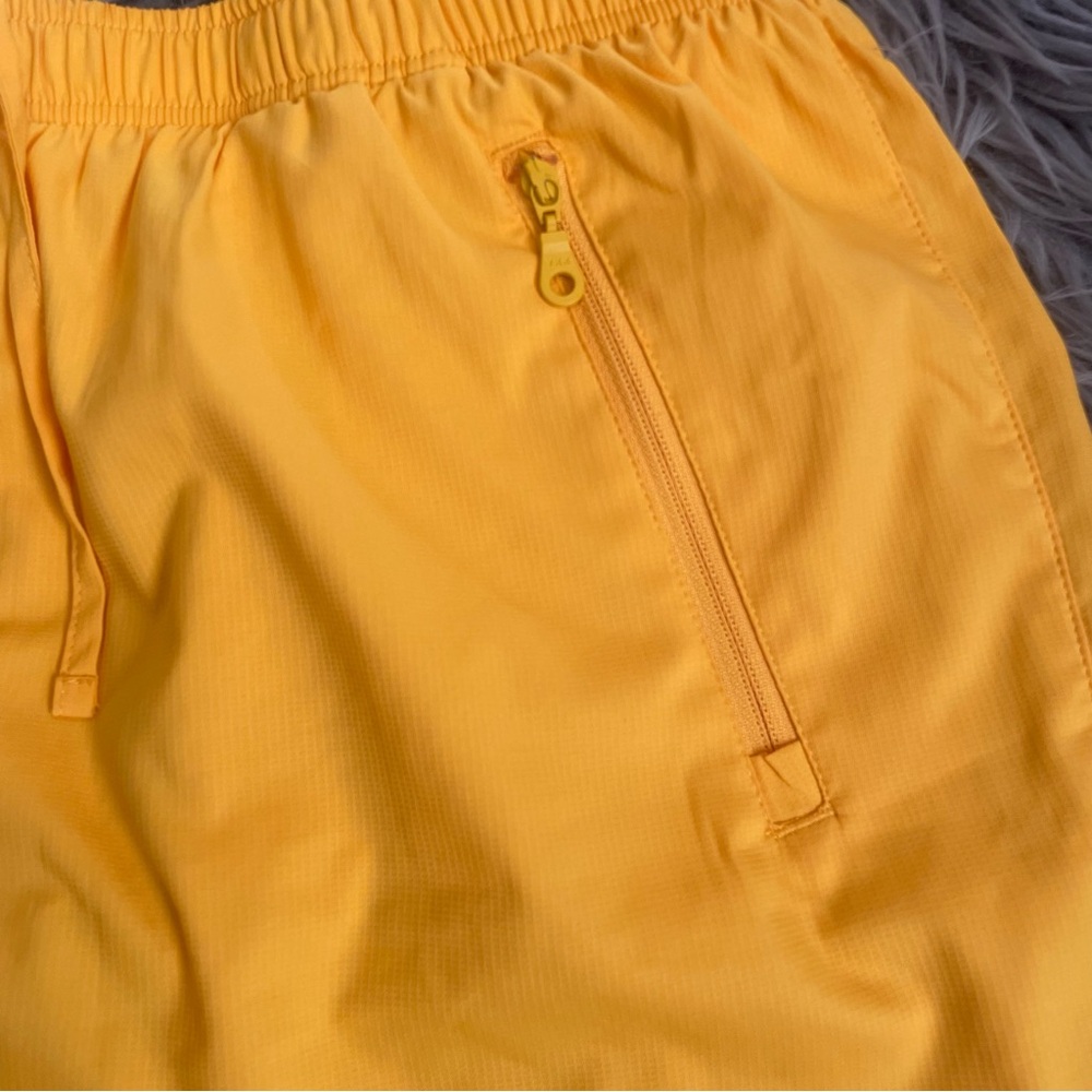 GIRLFRIEND COLLECTIVE citrine gazelle short - Picture 7 of 8